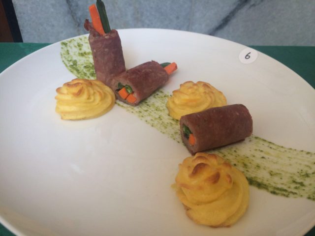 Smoked Beef Veggie roll w/ Duchess potato (main course) karya Amanda dan Titiek